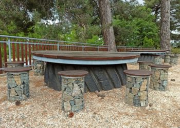 Πρωτοπορούν τα ευρωπαϊκά πάρκα σε οικολογικές κατασκευές καθισμάτων