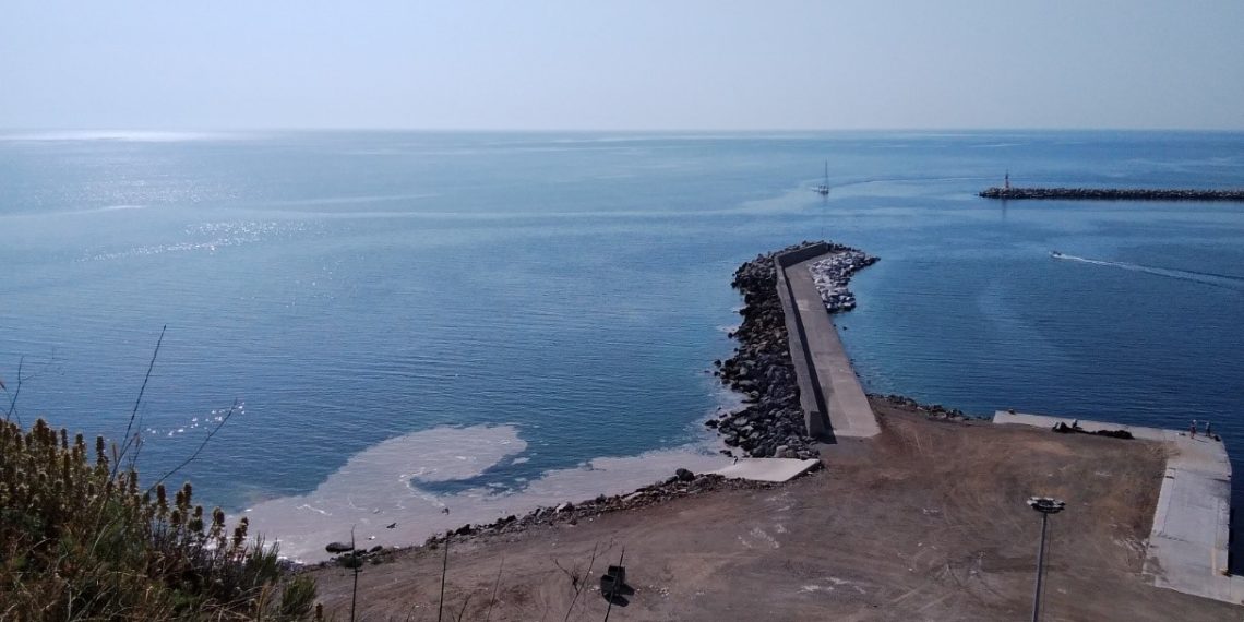 Εμφανίστηκε θαλάσσια βλέννα στο Βόρειο Αιγαίο