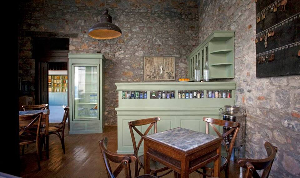 Δείτε το ελαιοτριβείο της οικογένειας Ελύτη στη Λέσβο