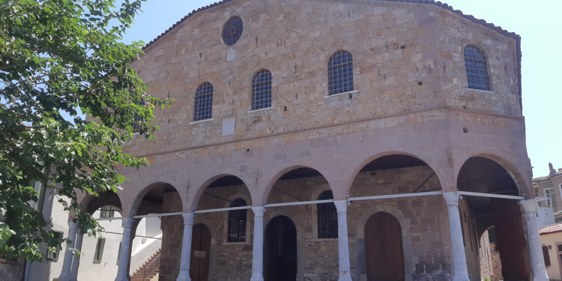 Εικόνες από τον Ταξιάρχη στο Αϊβαλί