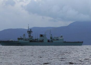 Η Ισπανία ζητά περιπολίες στις ακτές της Αφρικής