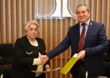 Η πρώτη Κύπρια δημοσιογράφος δώρισε το αρχείο της στο Πανεπιστήμιο Κύπρου