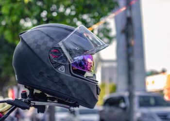 Νέος Κ.Ο.Κ.: Η χρήση κράνους στο επίκεντρο της ΕΛ.ΑΣ.