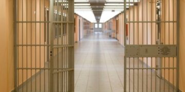 Στη φυλακή για τη δολοφονία της τρίχρονης κόρης της